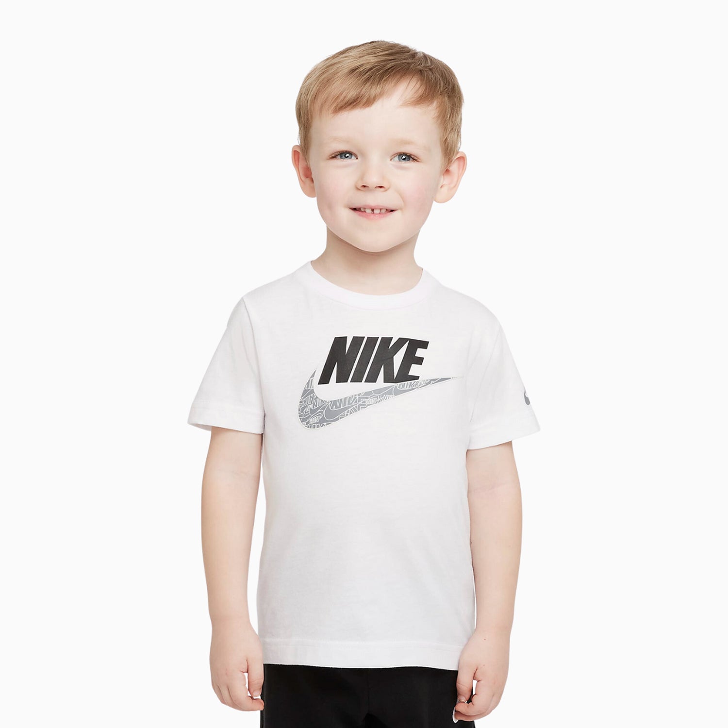 nike-kids-sportswear-t-shirt-and-shorts-outfit-76j673-001