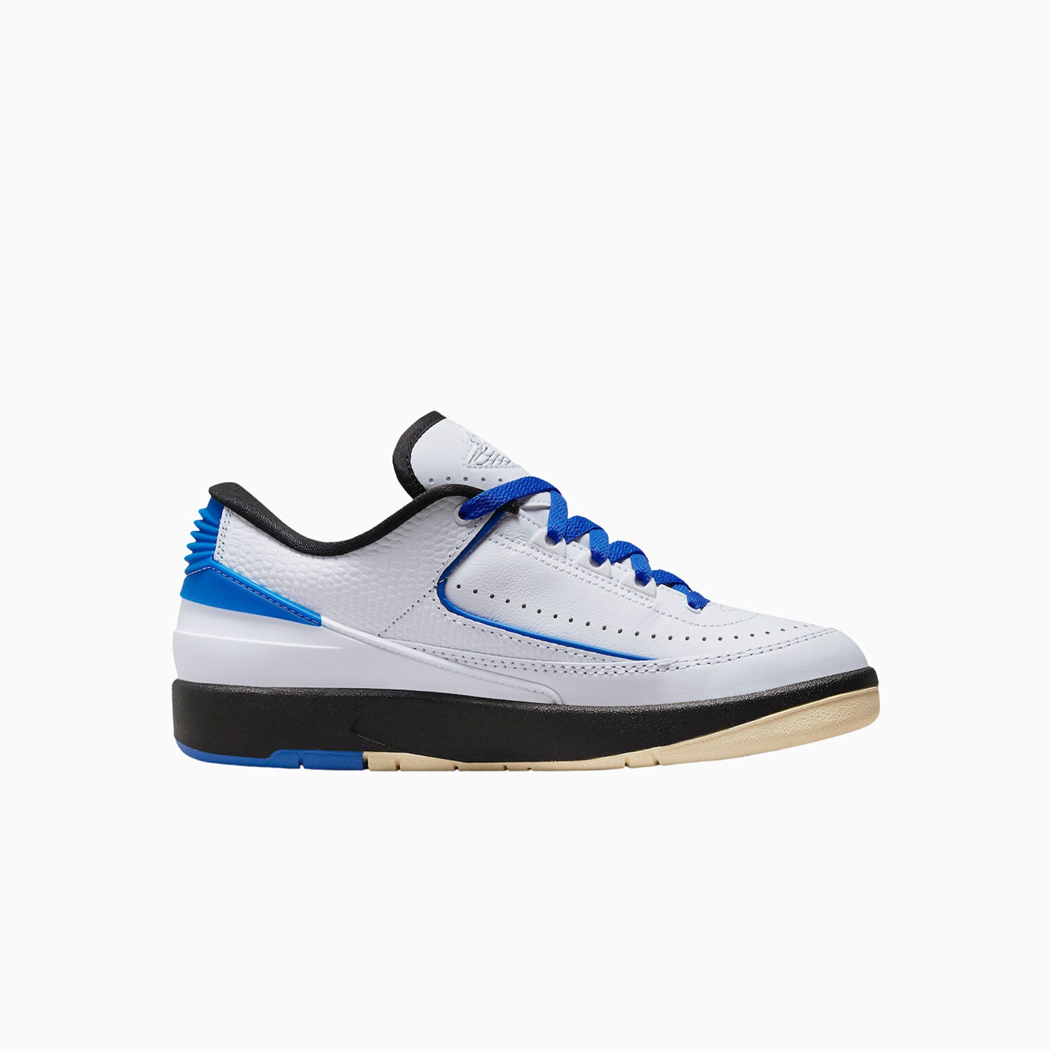 womens-air-jordan-2-retro-low-varsity-royal-shoes-dx4401-104