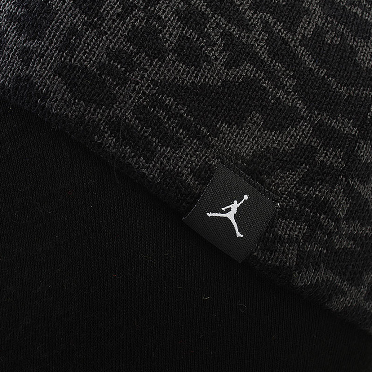 jordan-ele-reversible-beanie-hat-546456-010