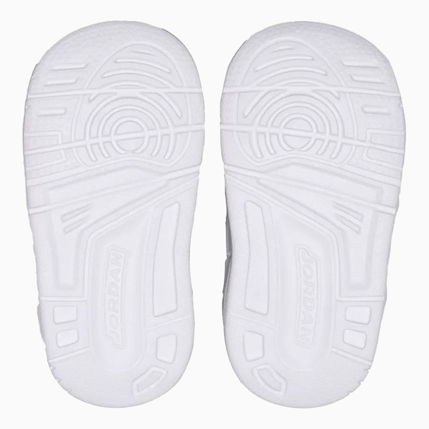 jordan-kids-air-jordan-max-aura-toddlers-aq9215-010