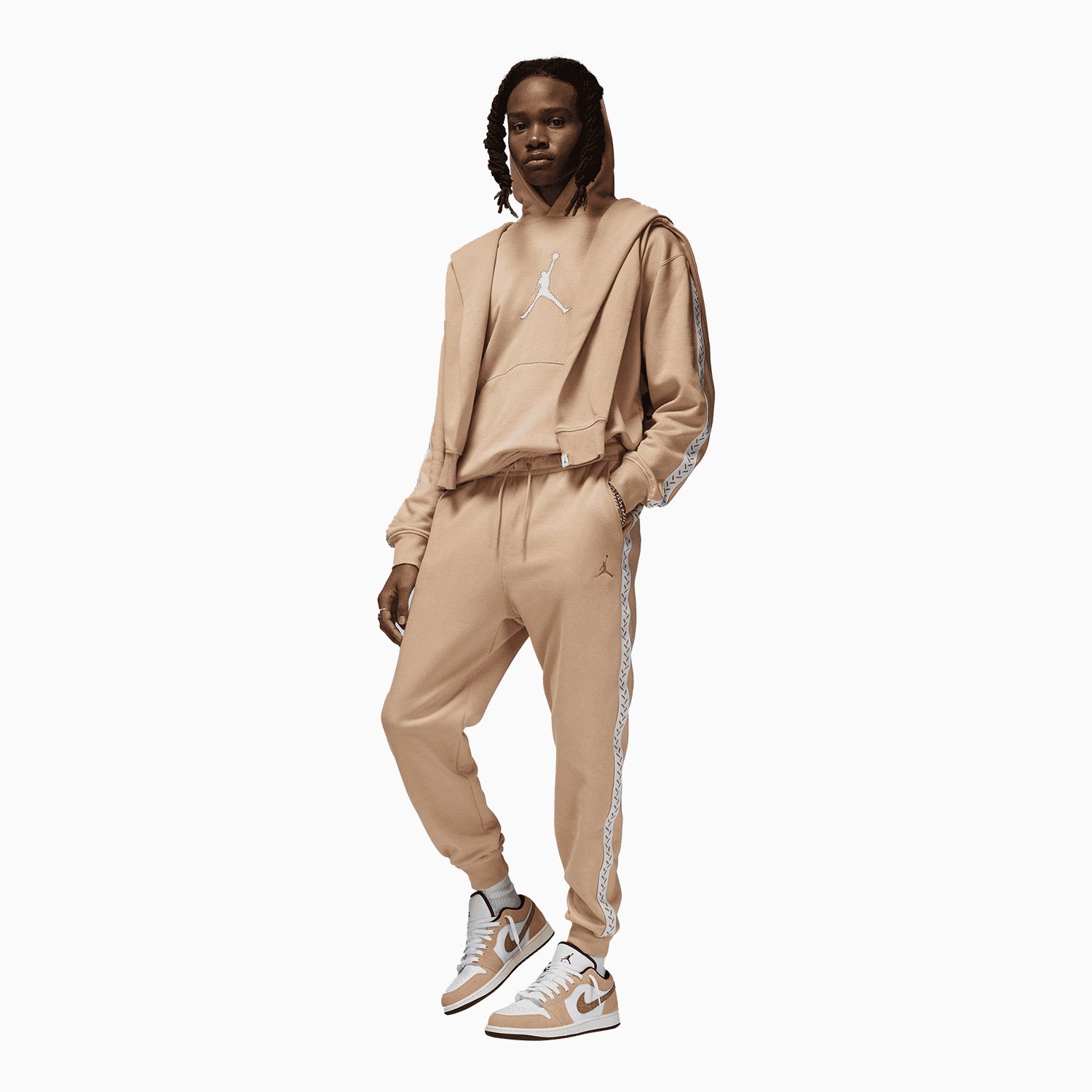 jordan-mens-flight-mvp-fleece-outfit-fn6352-244-fn6356-244