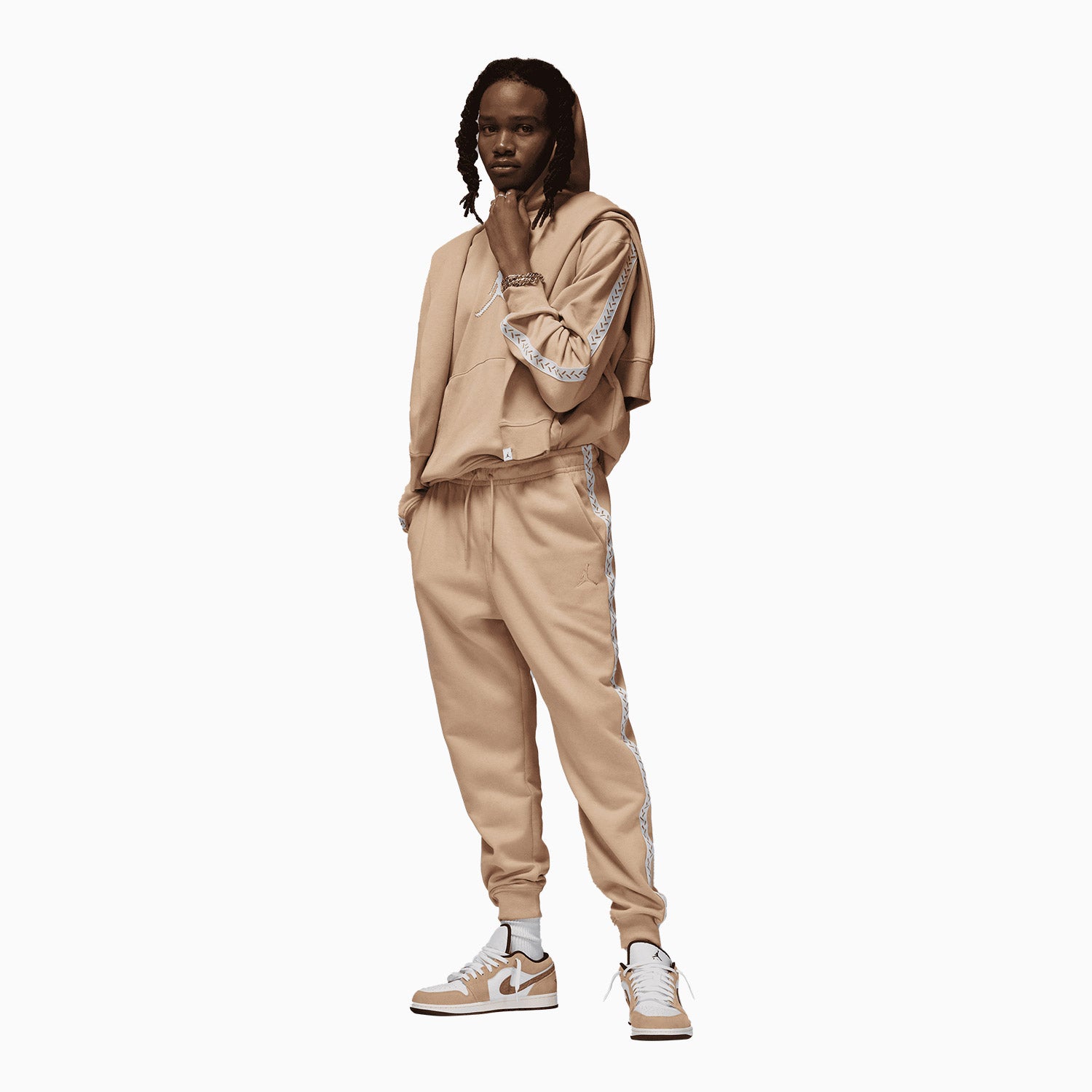 jordan-mens-flight-mvp-fleece-outfit-fn6352-244-fn6356-244