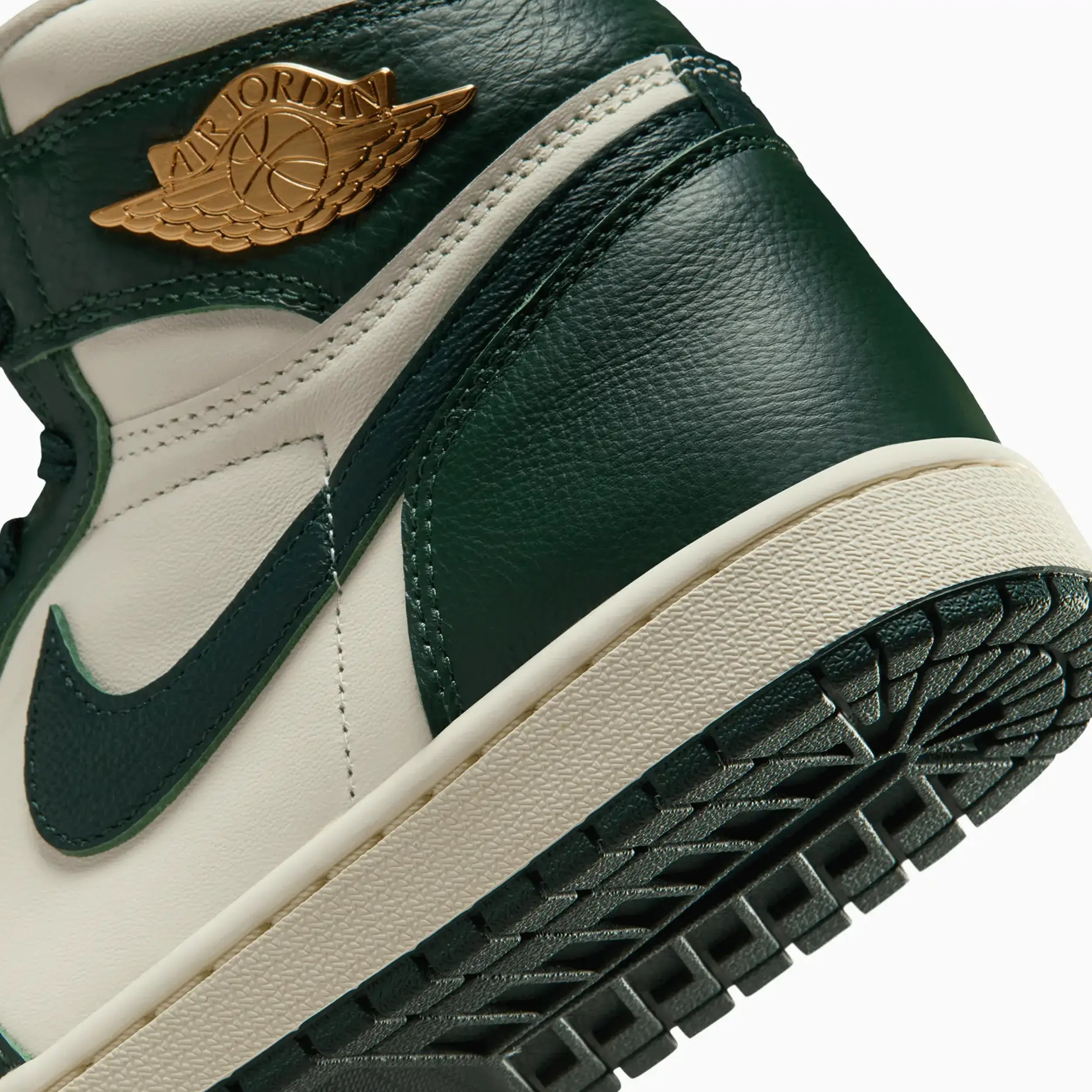 Women's Air Jordan 1 Retro High OG "Fir Pro Green"
