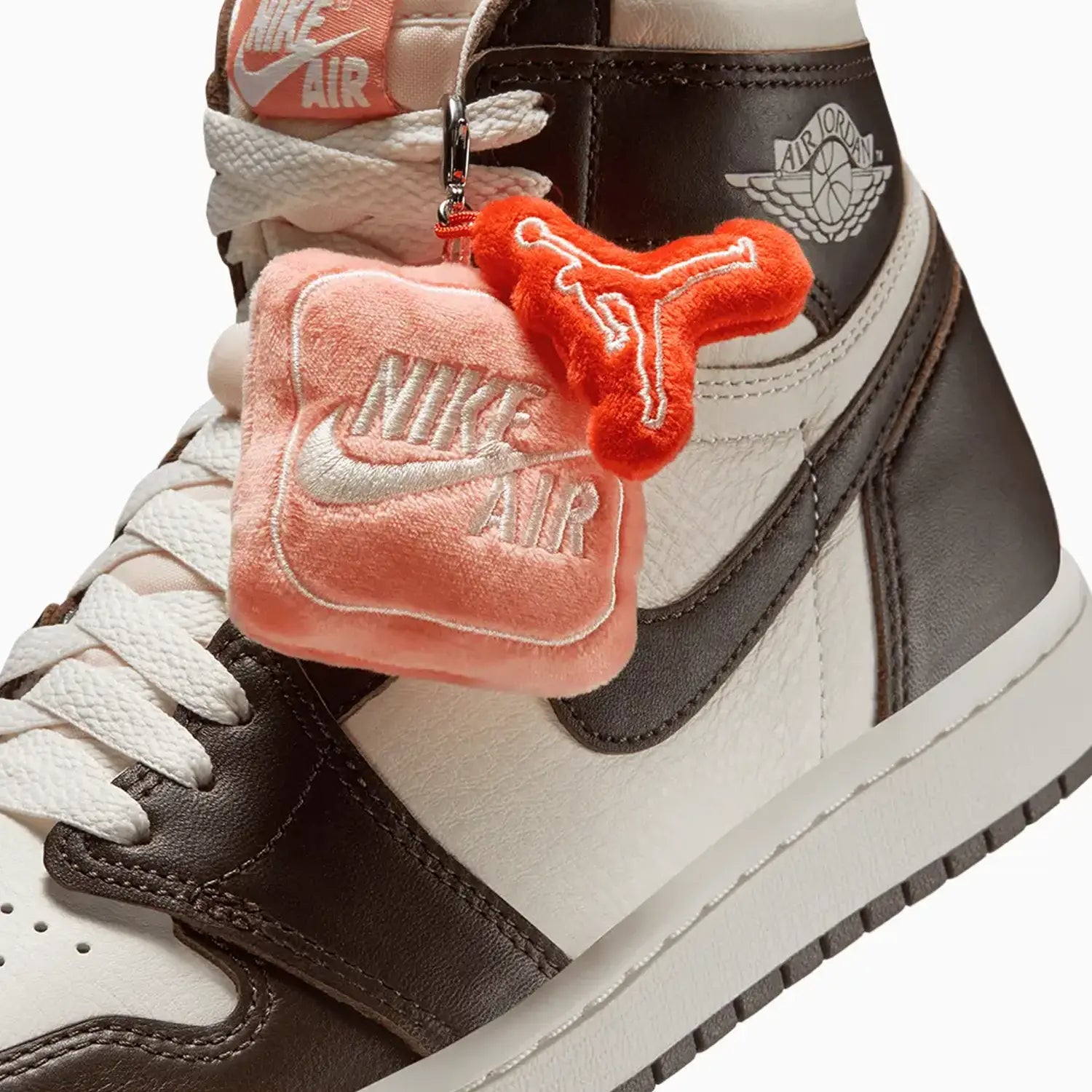 Women's Air Jordan 1 Retro High OG "Light Madder Root"