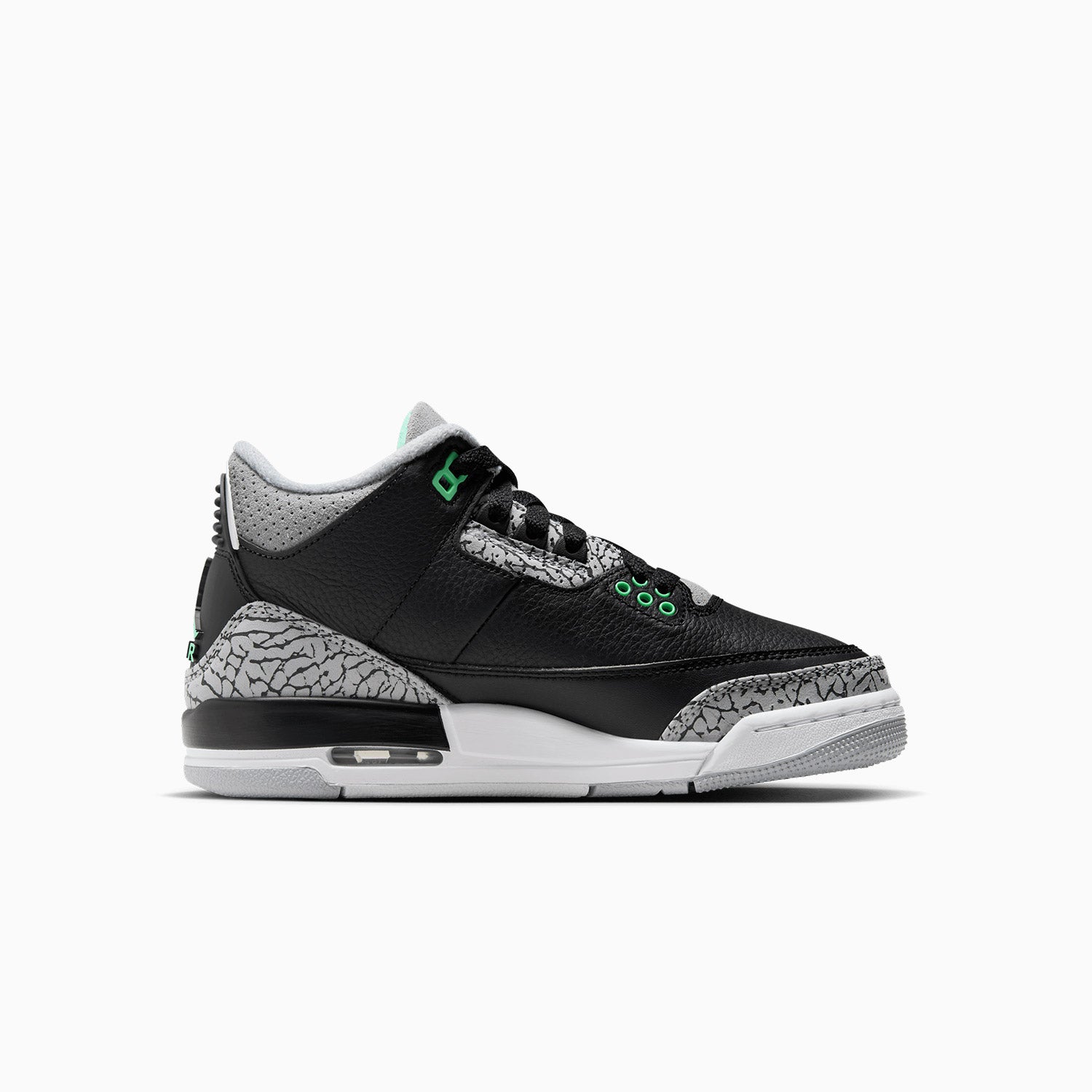 kids-air-jordan-3-retro-green-glow-grade-school-shoes-dm0967-031