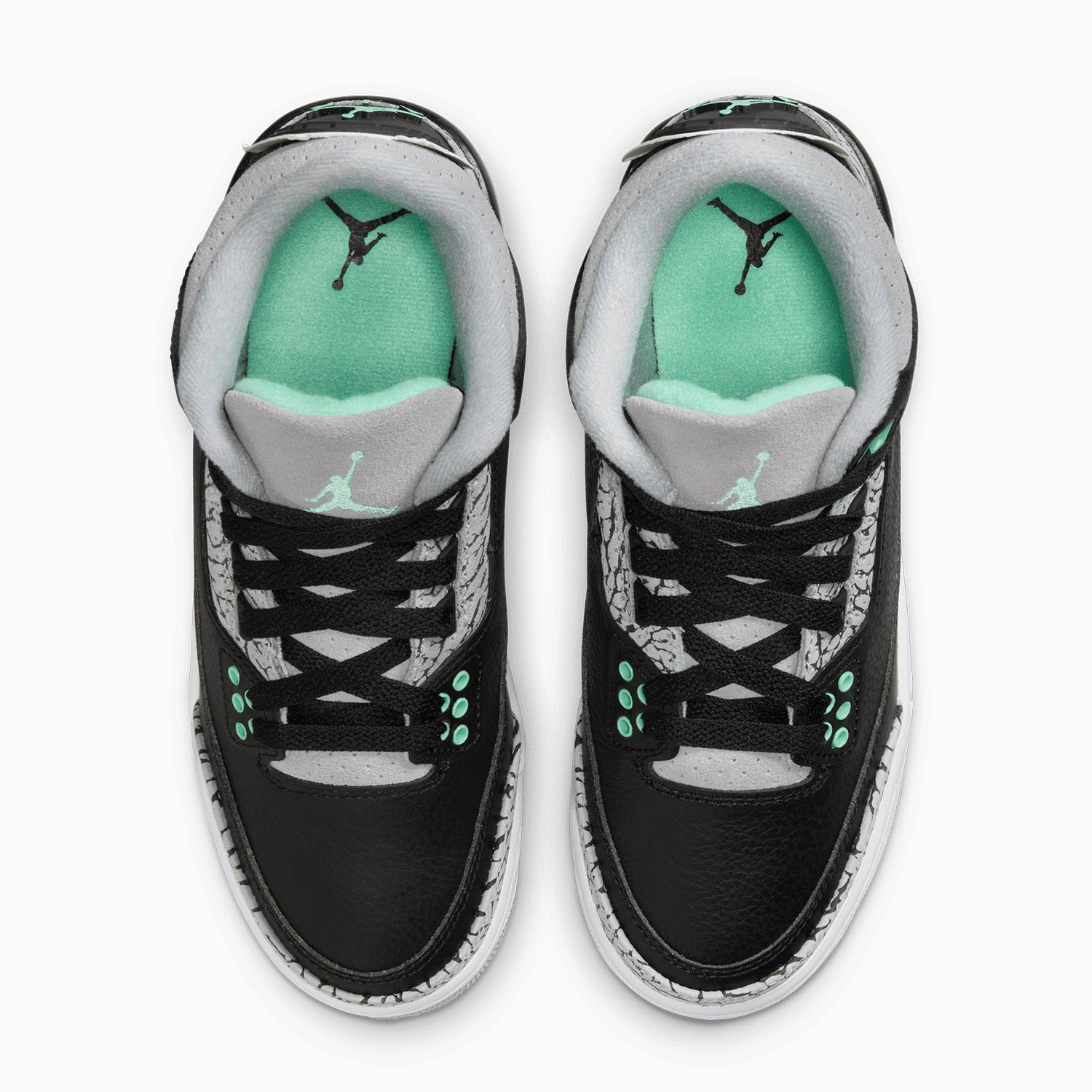 kids-air-jordan-3-retro-green-glow-grade-school-shoes-dm0967-031