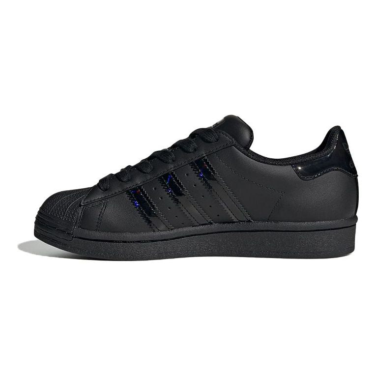 adidas-kids-superstar-athletic-grade-school-fv3140