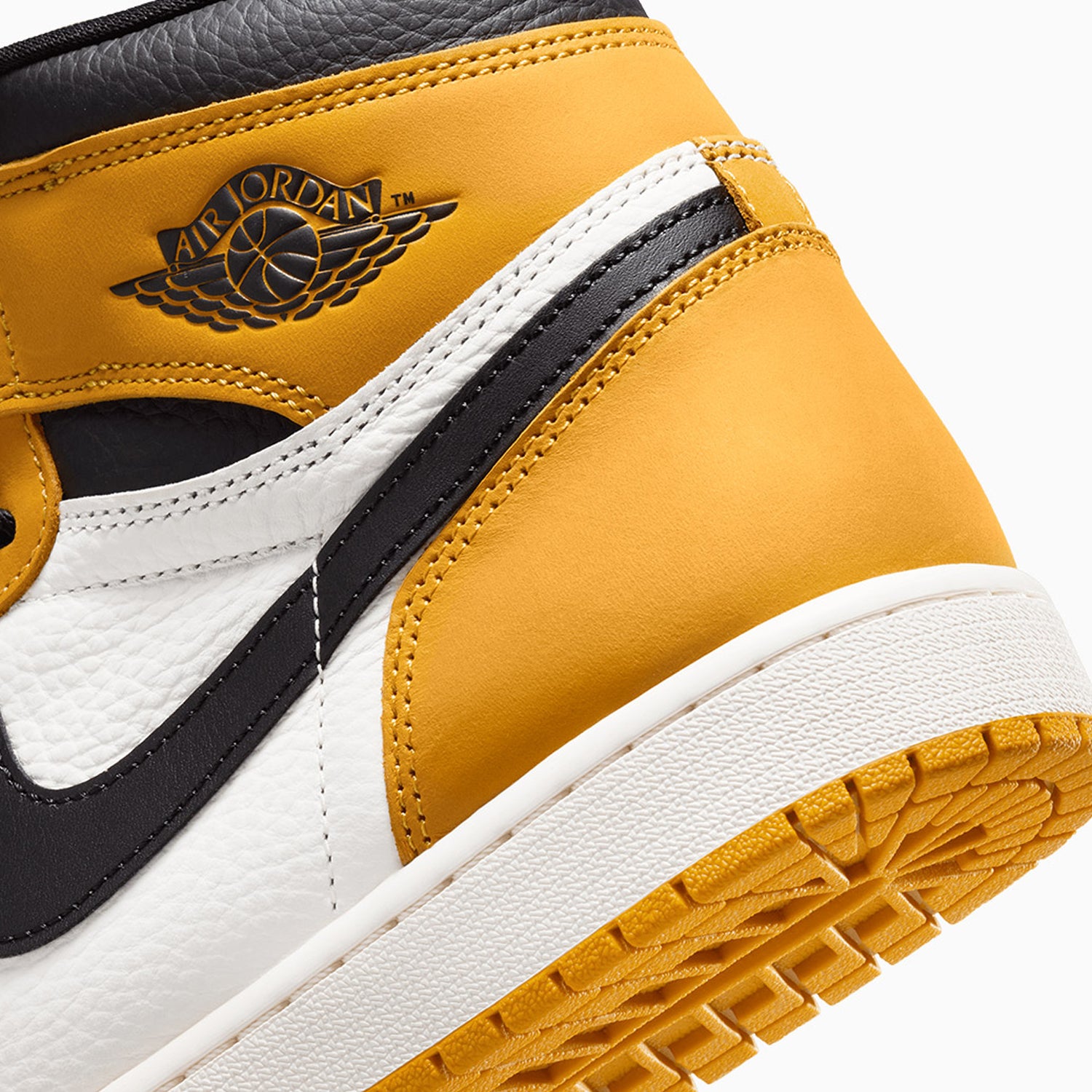 mens-air-jordan-1-retro-high-og-yellow-ochre-shoes-dz5485-701