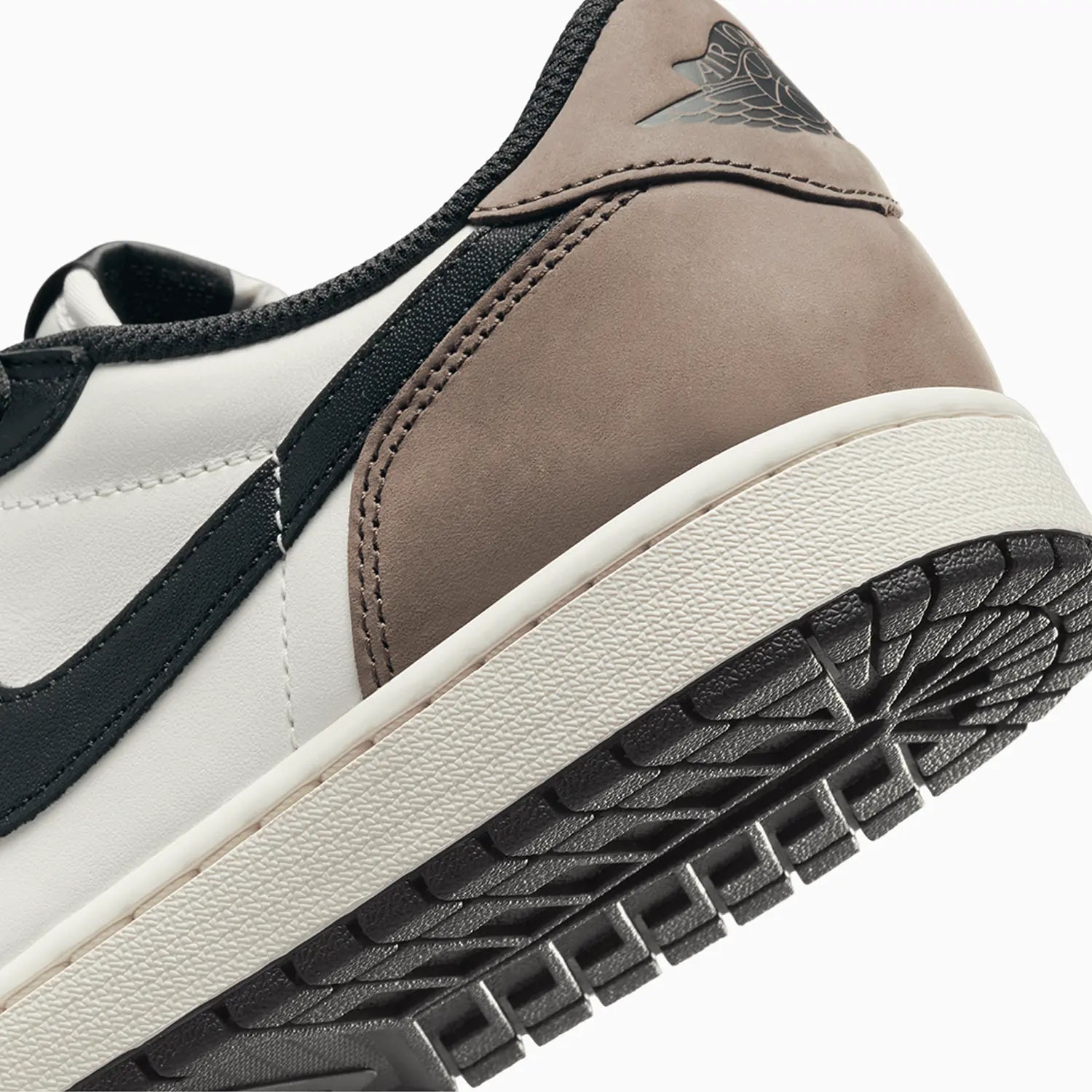 mens-air-jordan-1-retro-low-og-mocha-cz0790-102