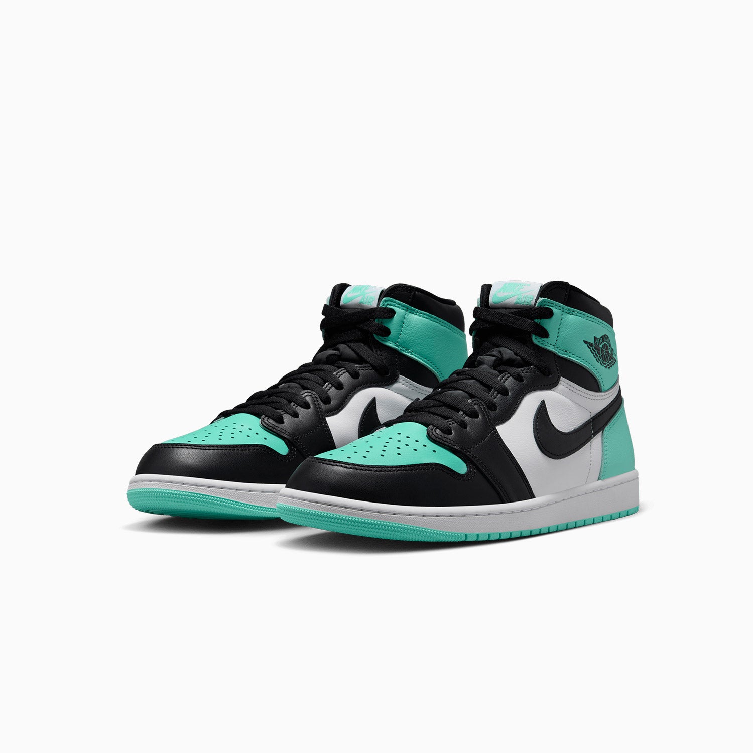 mens-air-jordan-1-retro-og-green-glow-shoes-dz5485-130