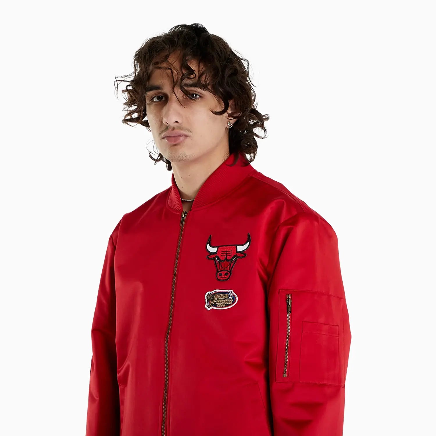 Men's Chicago Bulls Satin Bomber Vintage Logo Bulls Jacket