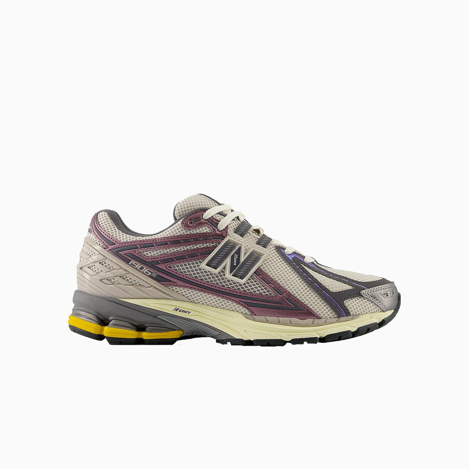 New Balance 1906R Licorice Moonbeam Castlerock