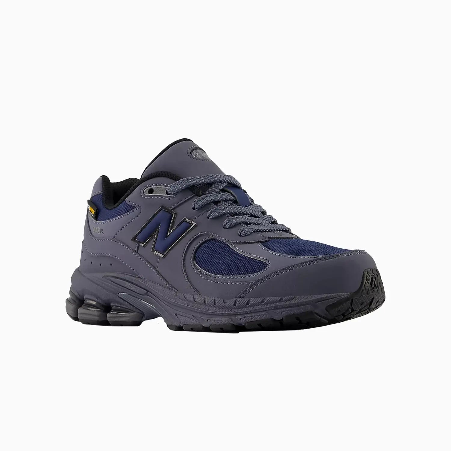 new-balance-kids-2002r-grade-school-shoes-gc2002ph