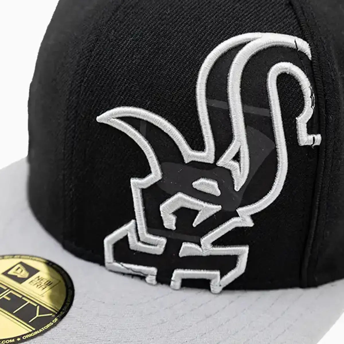 Chicago White Sox MLB 59FIFTY Fitted Hat New Era - Tops and Bottoms USA