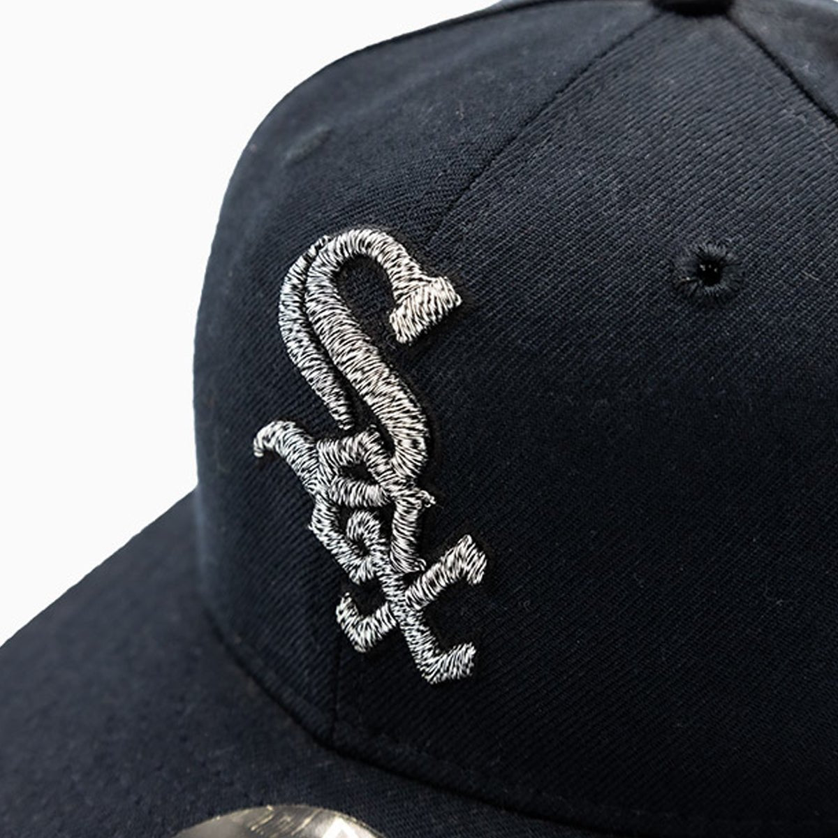 Chicago White Sox MLB 59FIFTY Fitted Hat New Era - Tops and Bottoms USA