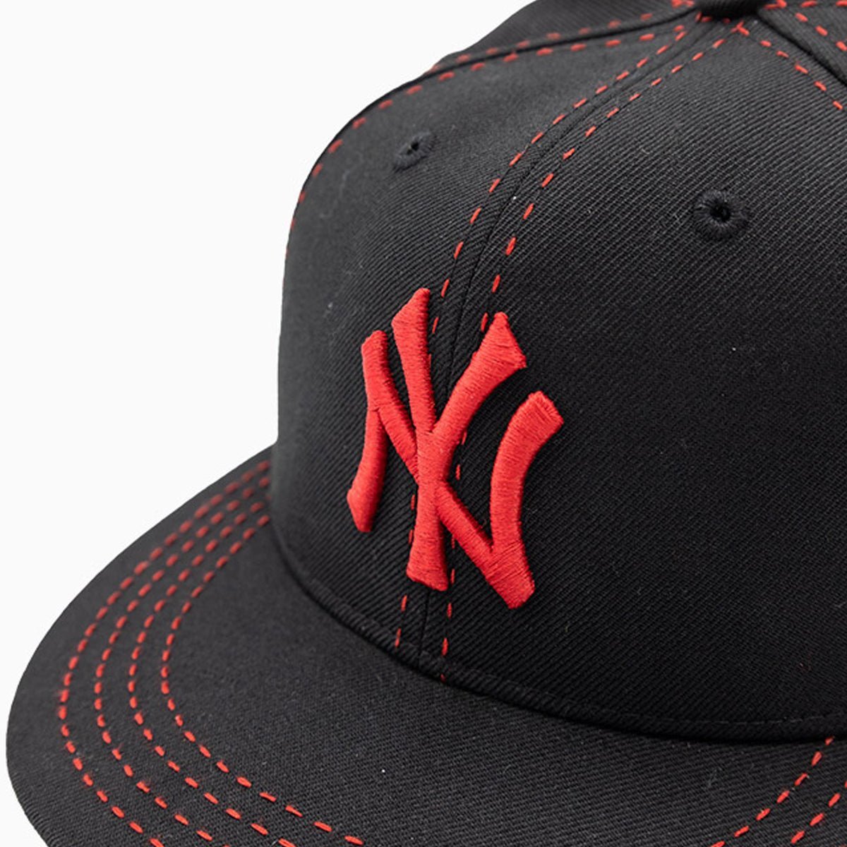 New York Yankees MLB 59FIFTY Fitted Hat New Era - Tops and Bottoms USA