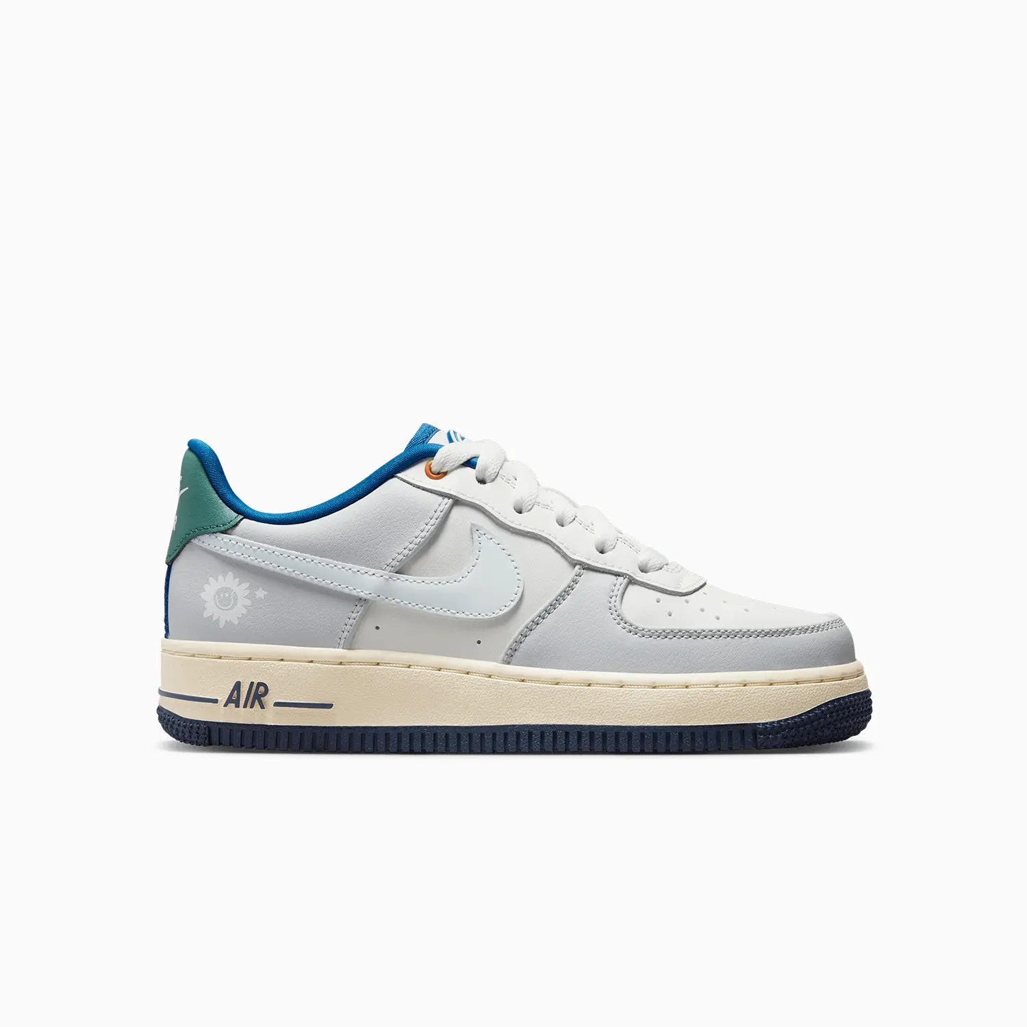 Nike Air Force 1 LV8 Sail White Coconut Milk Hm3721 111 Grade School