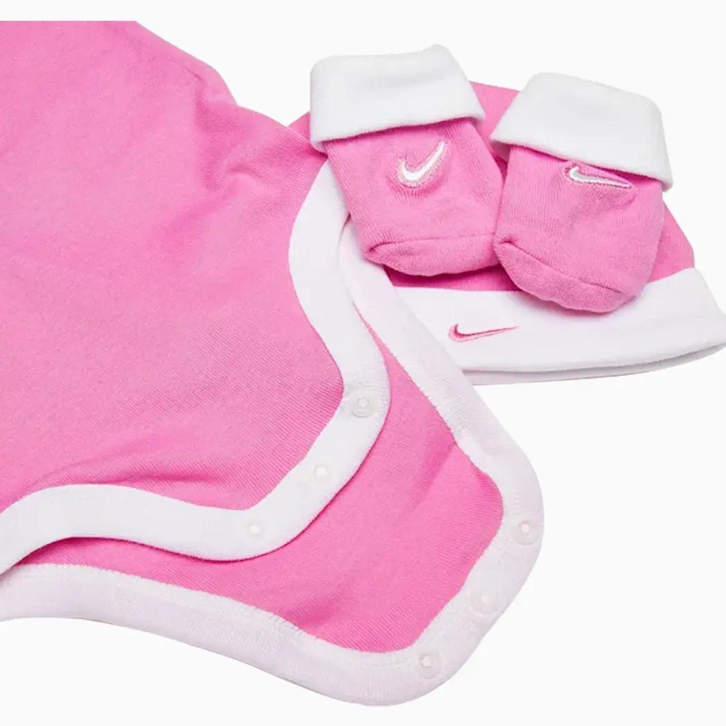 Kid's Baby Swoosh 3-Piece Boxed Set Nike - Tops and Bottoms USA