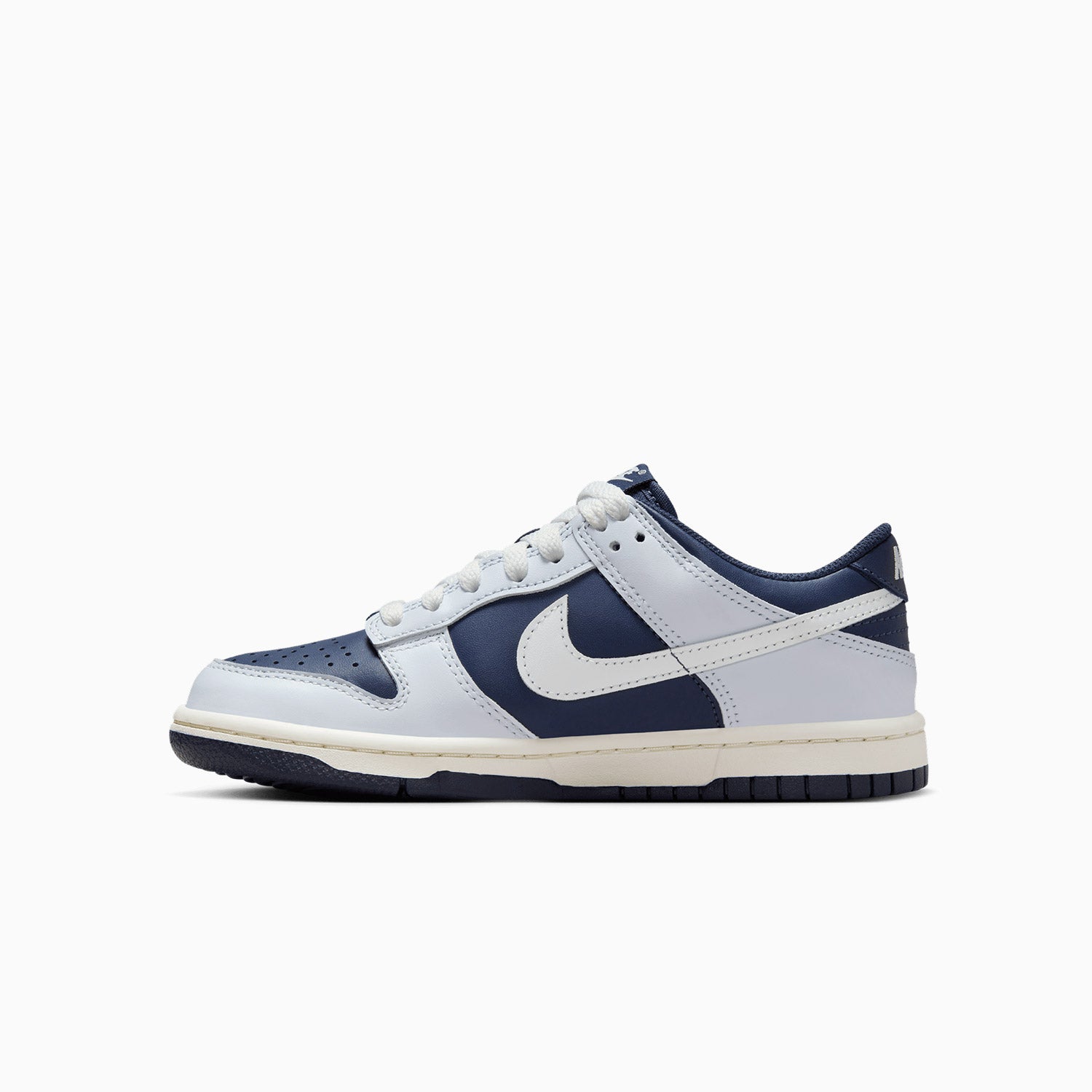 nike-kids-dunk-low-football-grey-midnight-navy-grade-school-shoes-fb9109-002