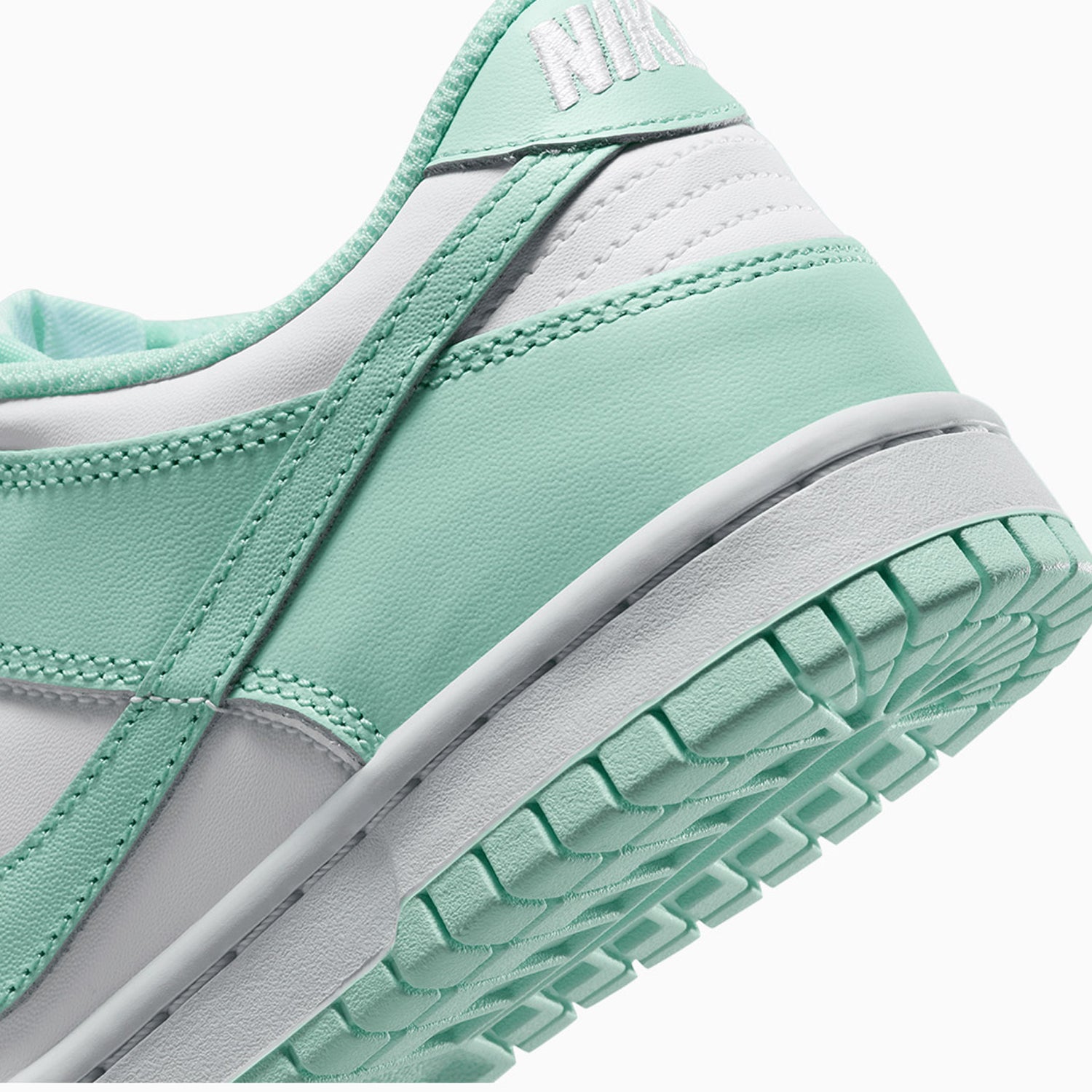 nike-kids-dunk-low-mint-foam-grade-school-shoes-fz3534-100