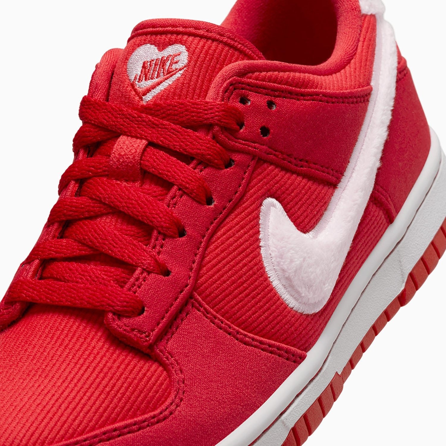 nike-kids-dunk-low-valentines-day-grade-school-shoes-fz3548-612