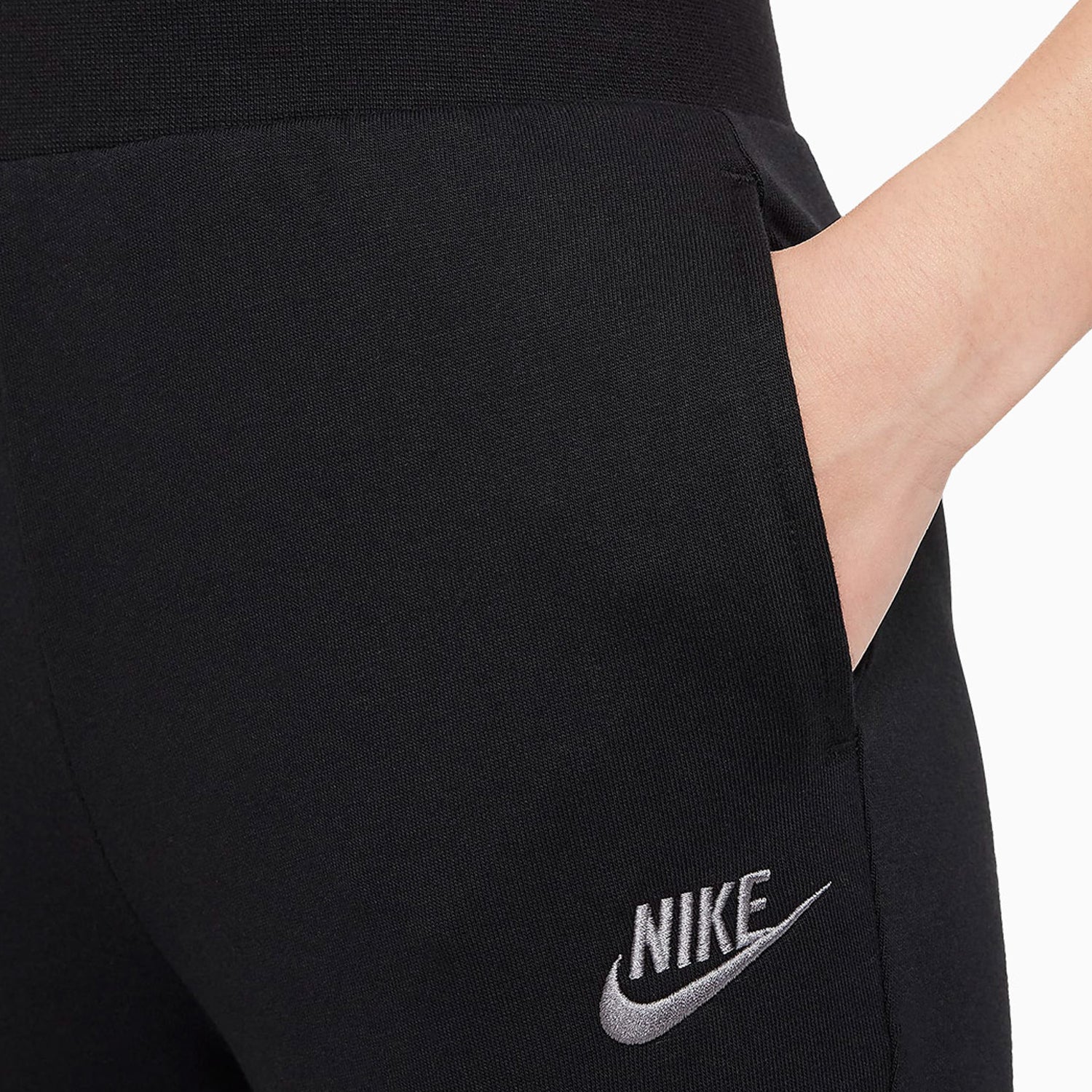 nike-kids-sportswear-outfit-fn8595-010-fn8591-010