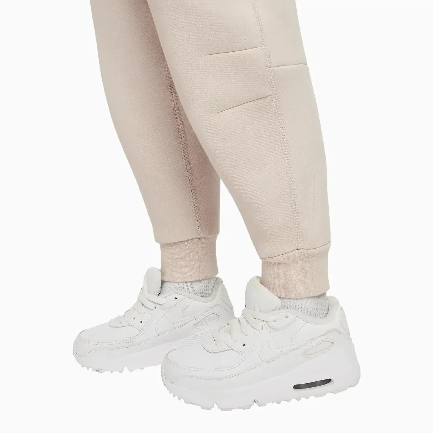 Kid's Sportswear Tech Fleece Outfit