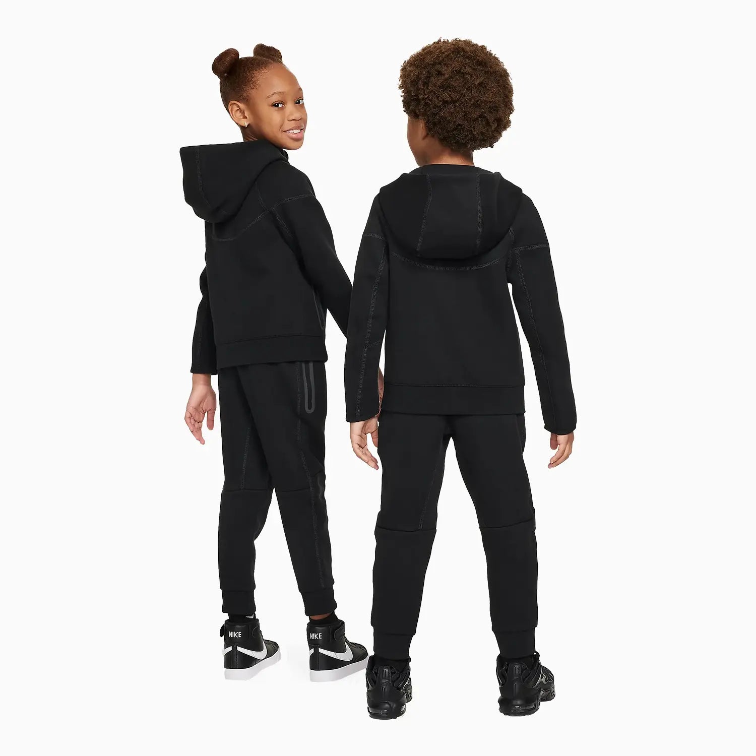 nike-kids-sportswear-tech-fleece-tracksuit-86l050-023