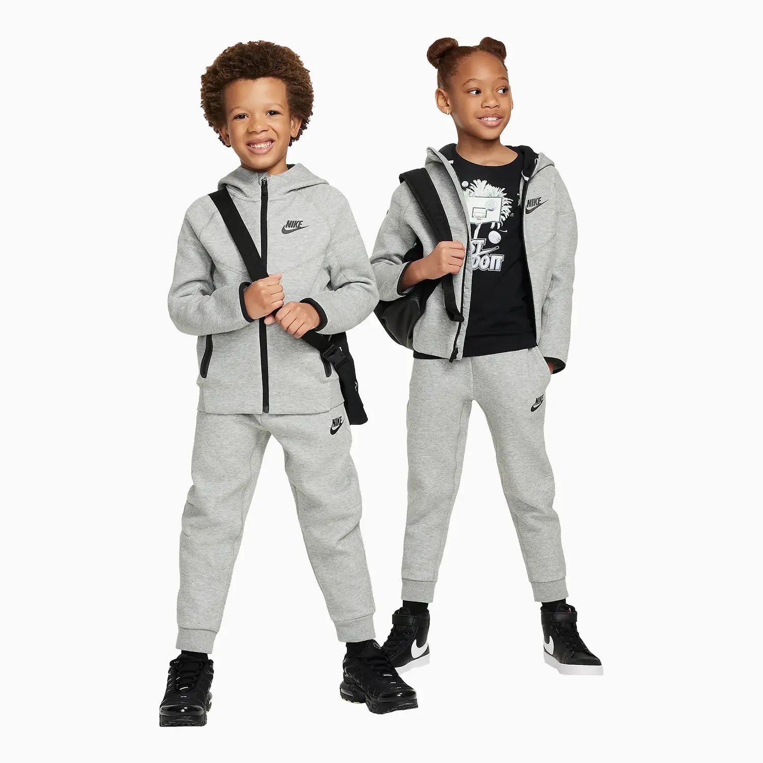 nike-kids-sportswear-tech-fleece-tracksuit-86l050-042