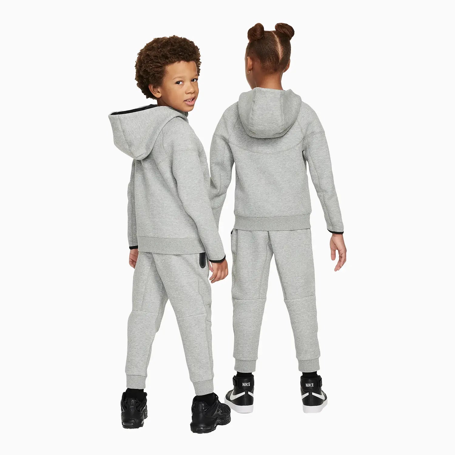 nike-kids-sportswear-tech-fleece-tracksuit-86l050-042
