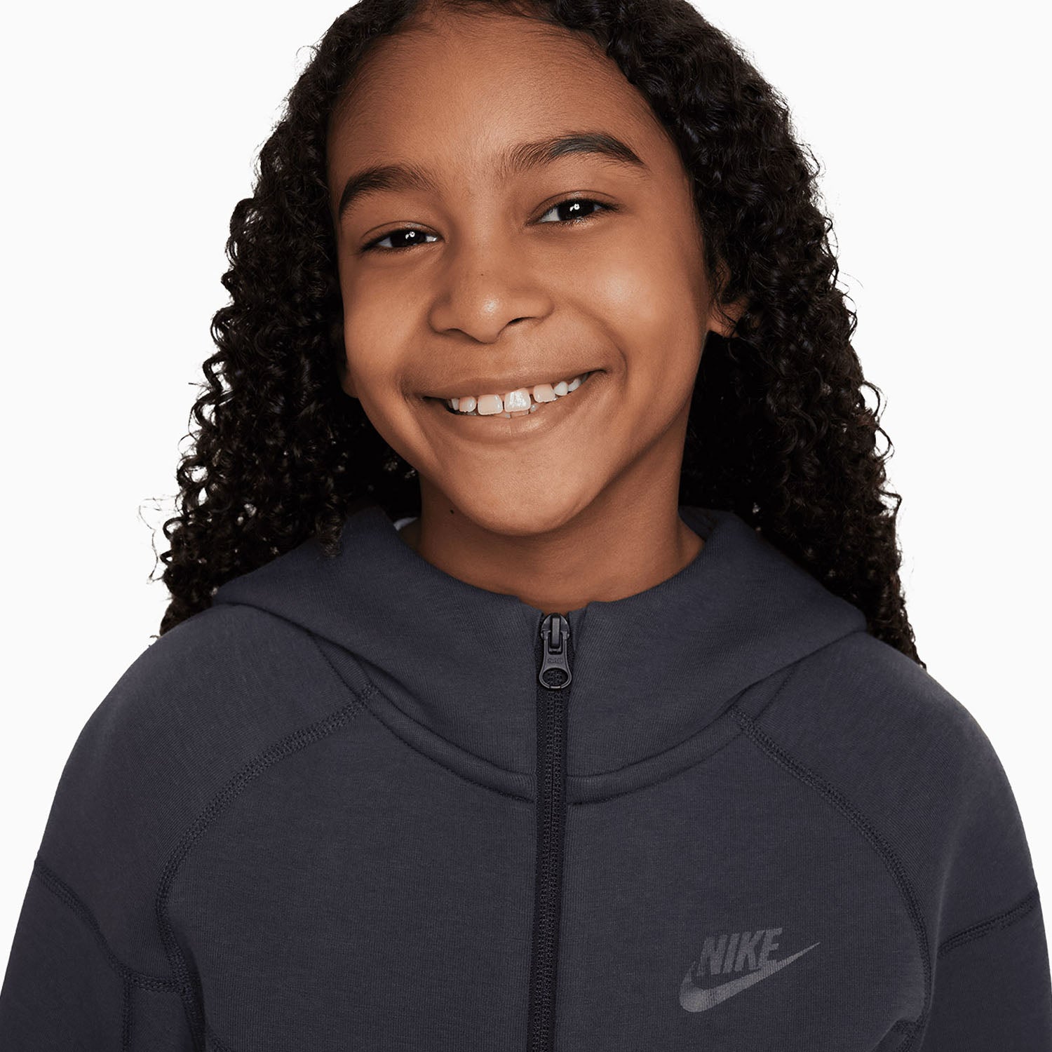 nike-kids-sportswear-tech-fleece-tracksuit-fd3285-060-fd3287-060