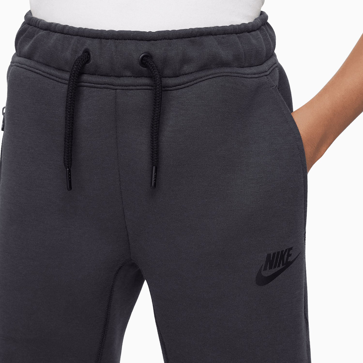 nike-kids-sportswear-tech-fleece-tracksuit-fd3285-060-fd3287-060