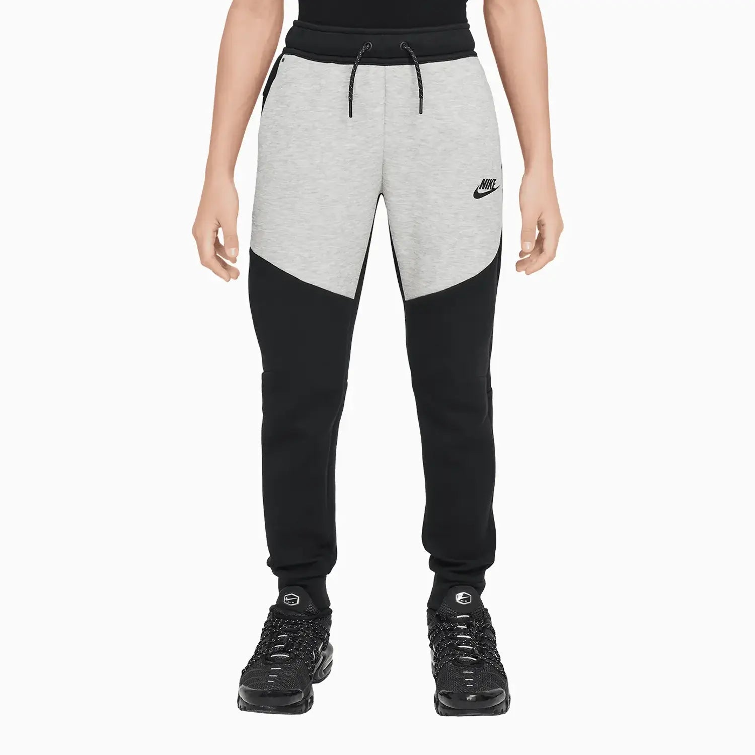 nike-kids-sportswear-tech-fleece-tracksuit-hv5869-012-hv5867-064