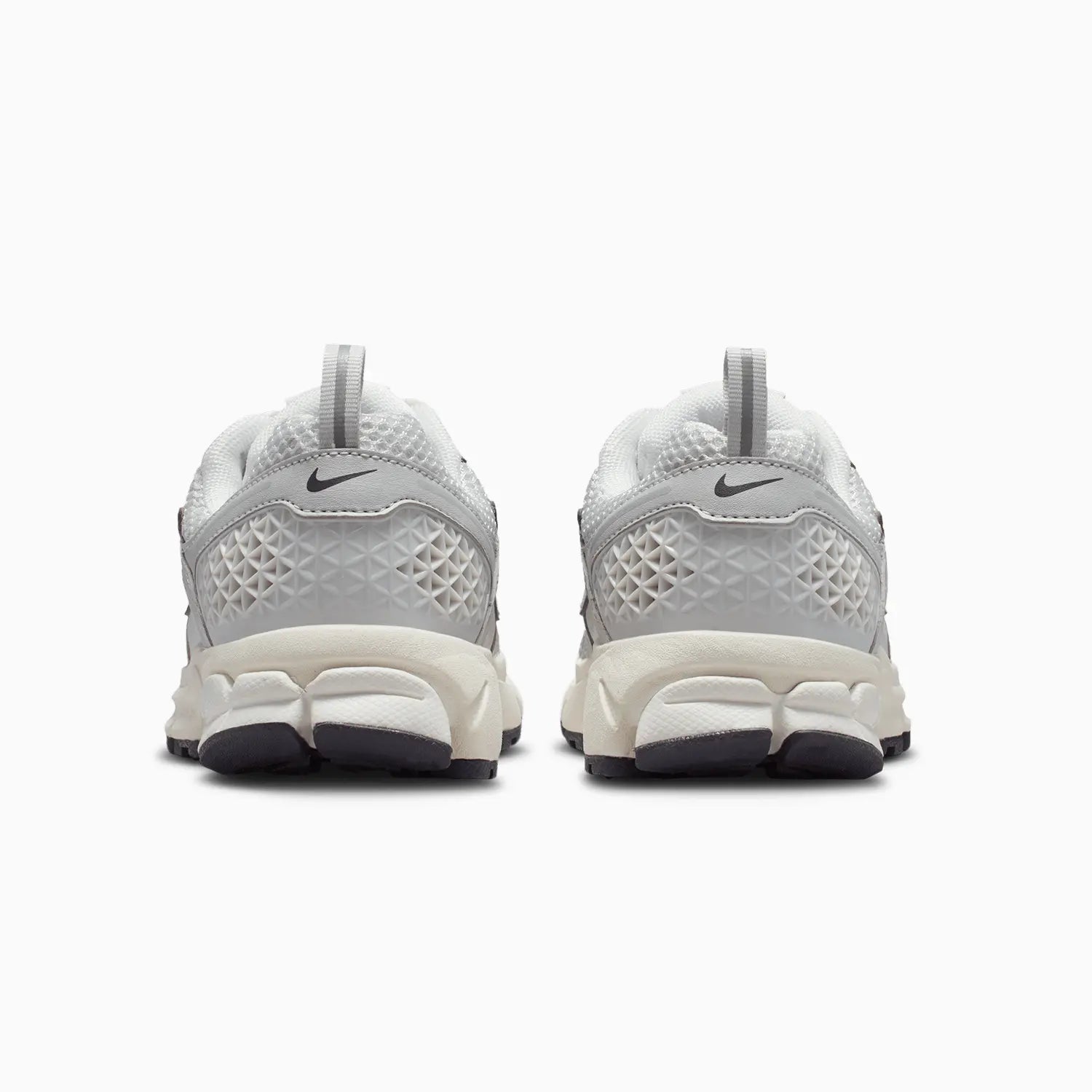 Kid's Vomero 5 Grade School Nike - Tops and Bottoms USA