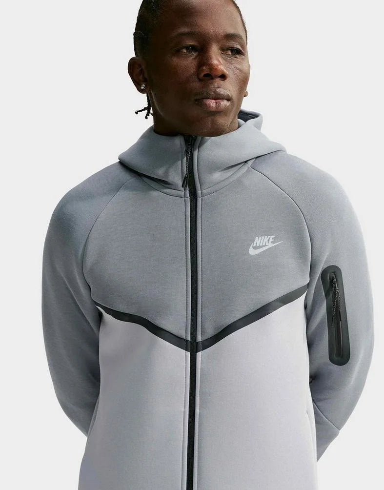Nike Men's Sportswear Tech Fleece Windrunner Tracksuit front