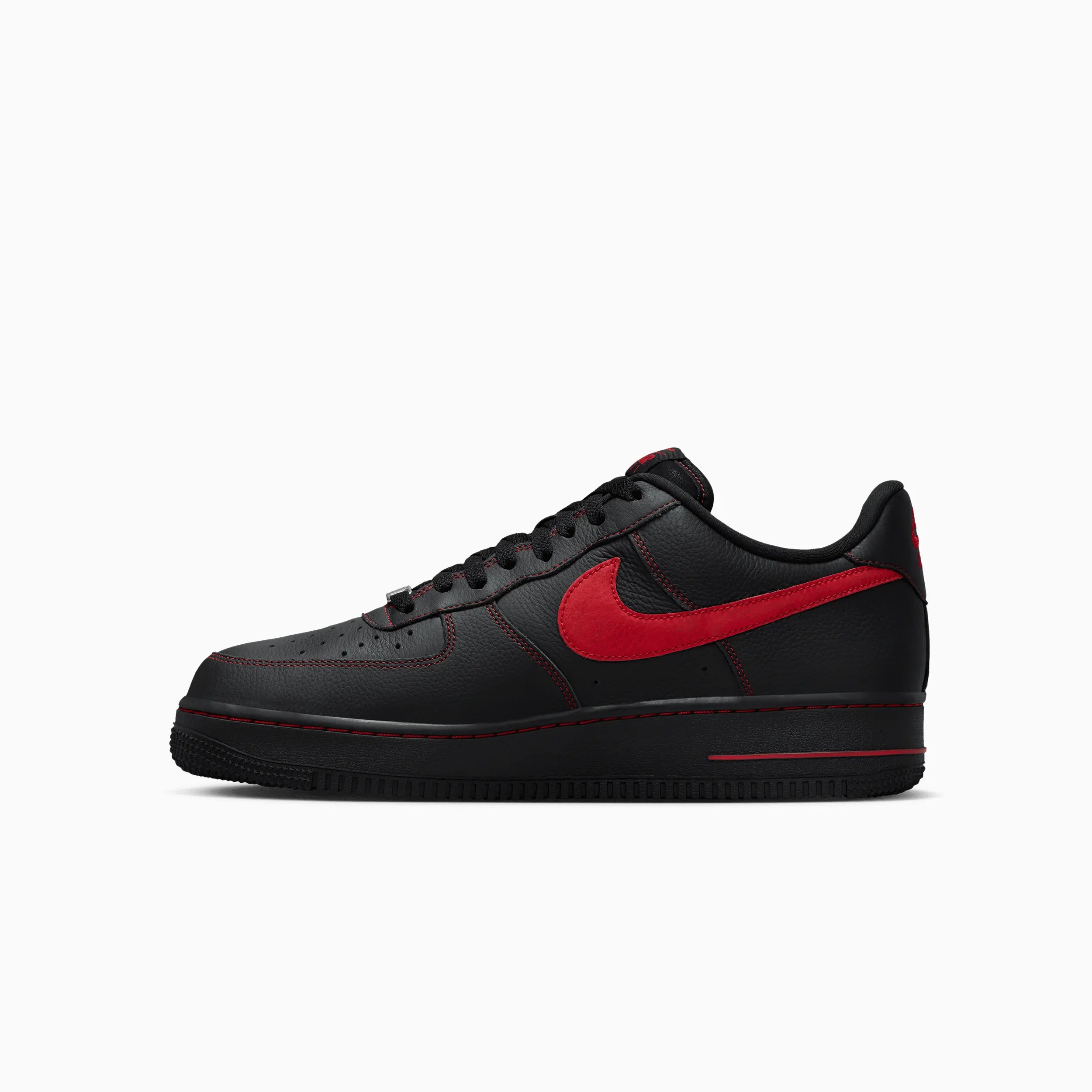 Men's Air Force 1 '07 LV8 "Bred"