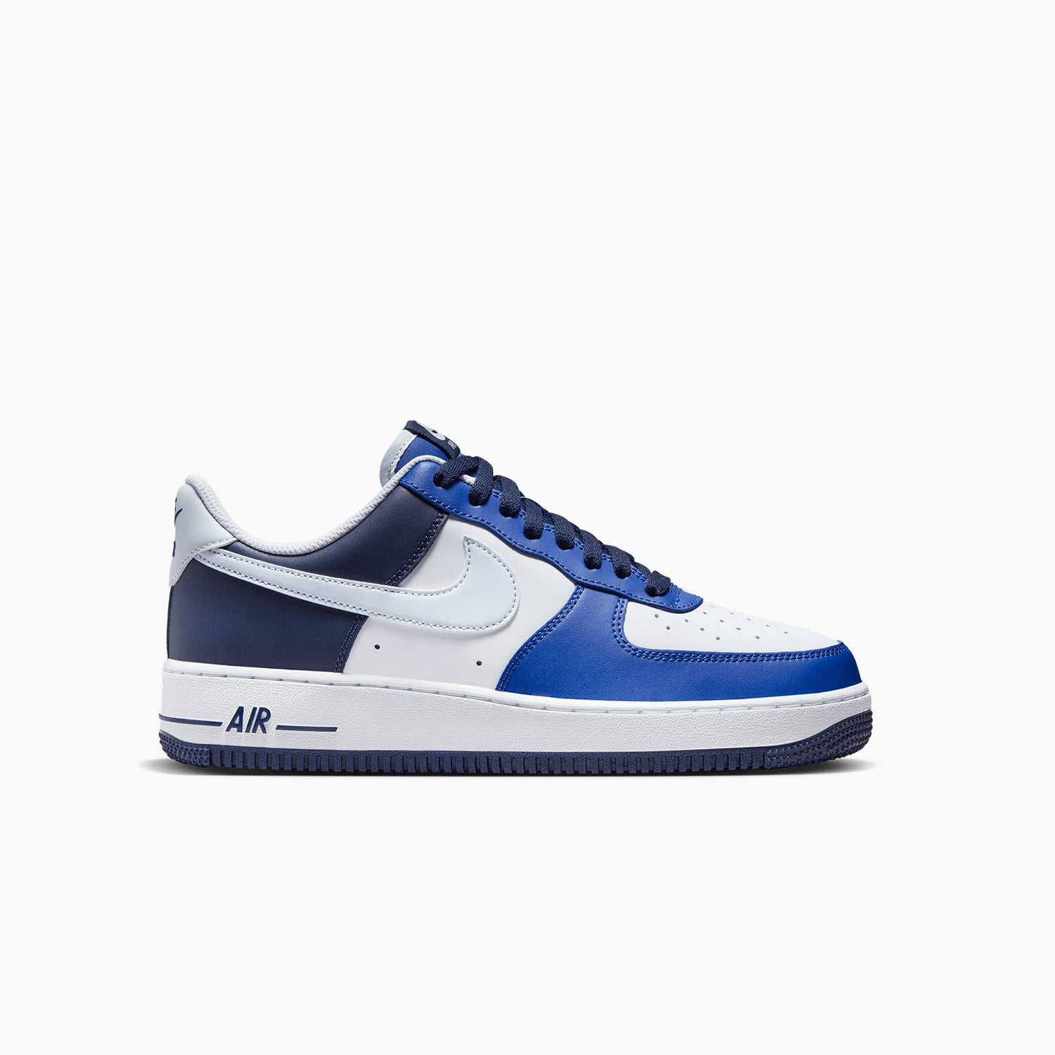 Nike Men's Air Force 1 Low '07 Lv8 'Game Royal Navy' Sneakers main image 0