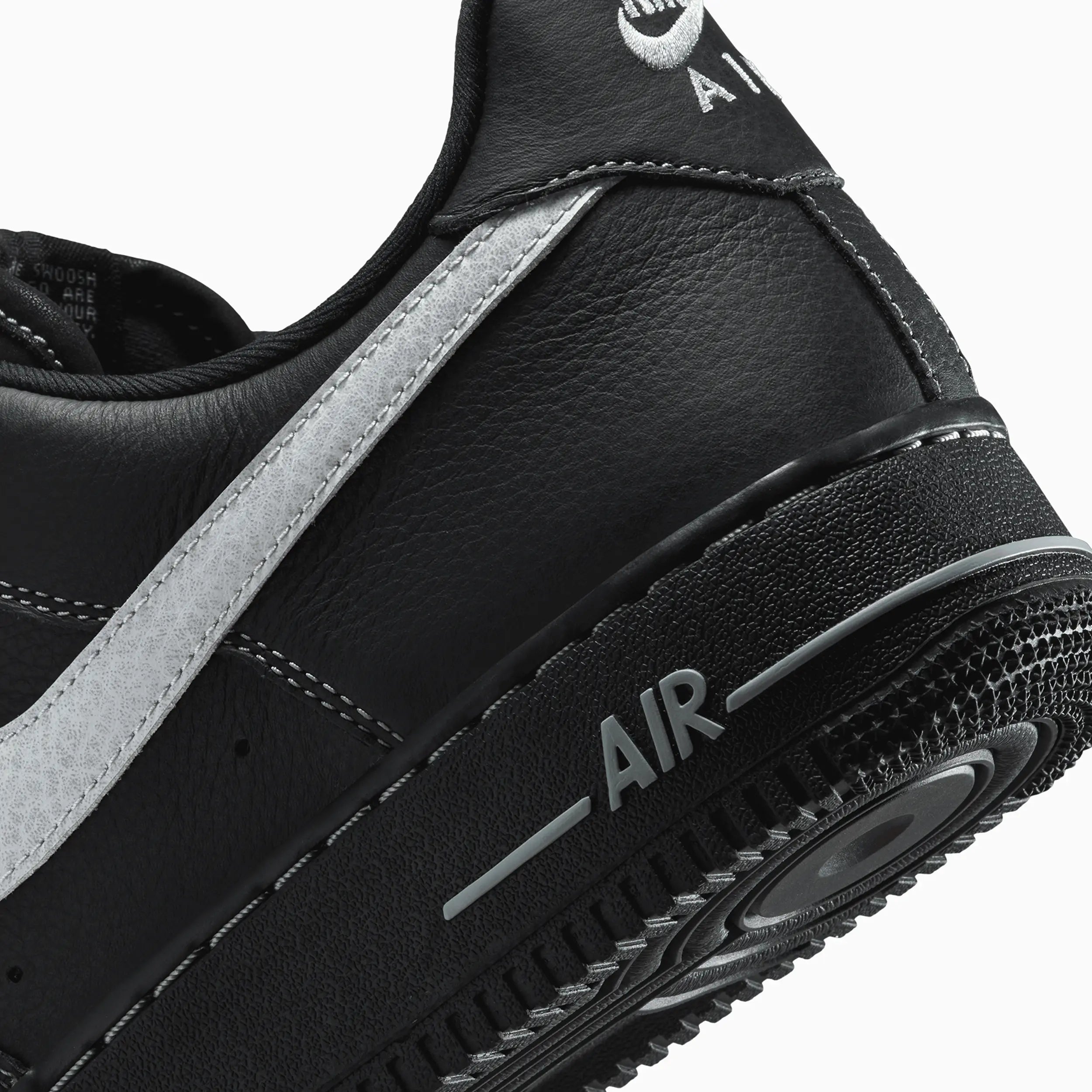 Men's Air Force 1 07 LV8