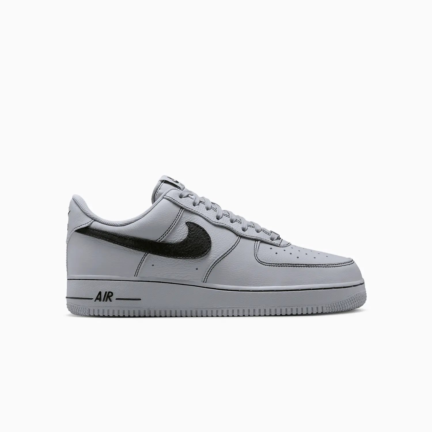 Nike Men's Air Force 1 07 LV8 