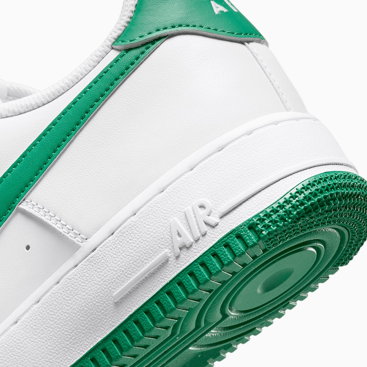 nike-mens-air-force-1-07-malachite-fj4146-102