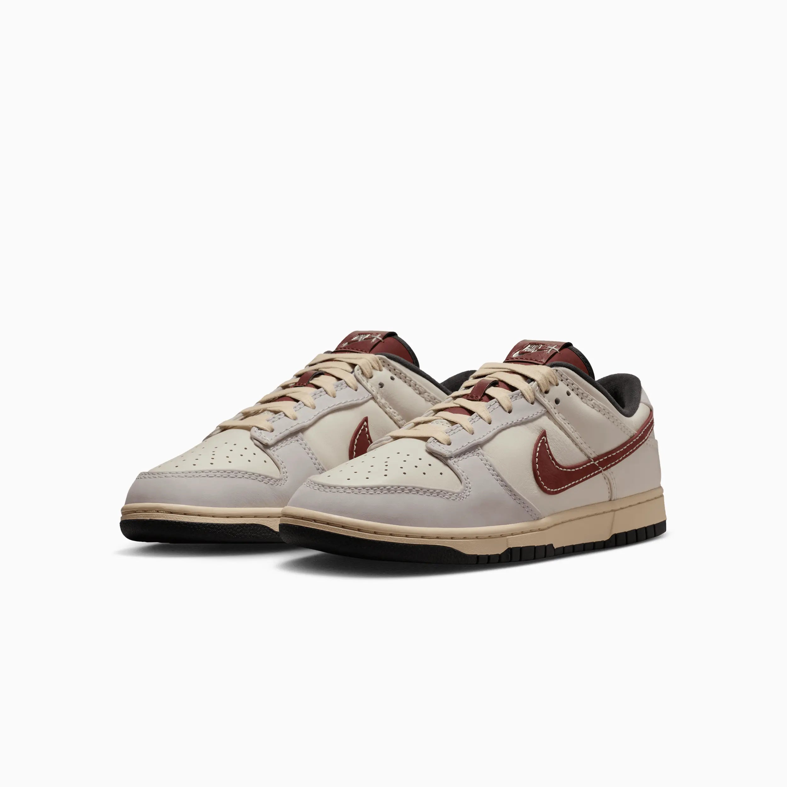 Men's Dunk Low "Dark Pony Soft Pearl"