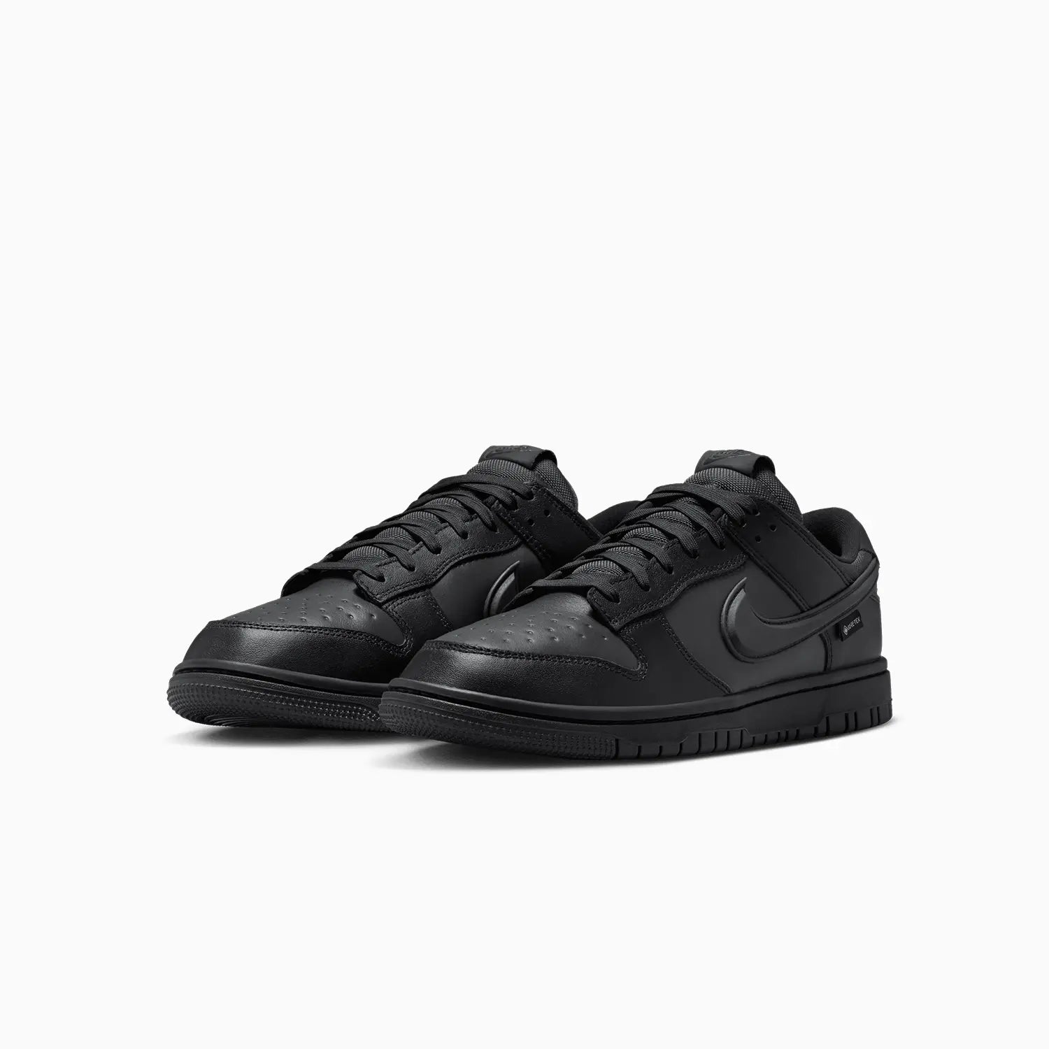 Men's Dunk Low Gore-Tex "Triple Black"