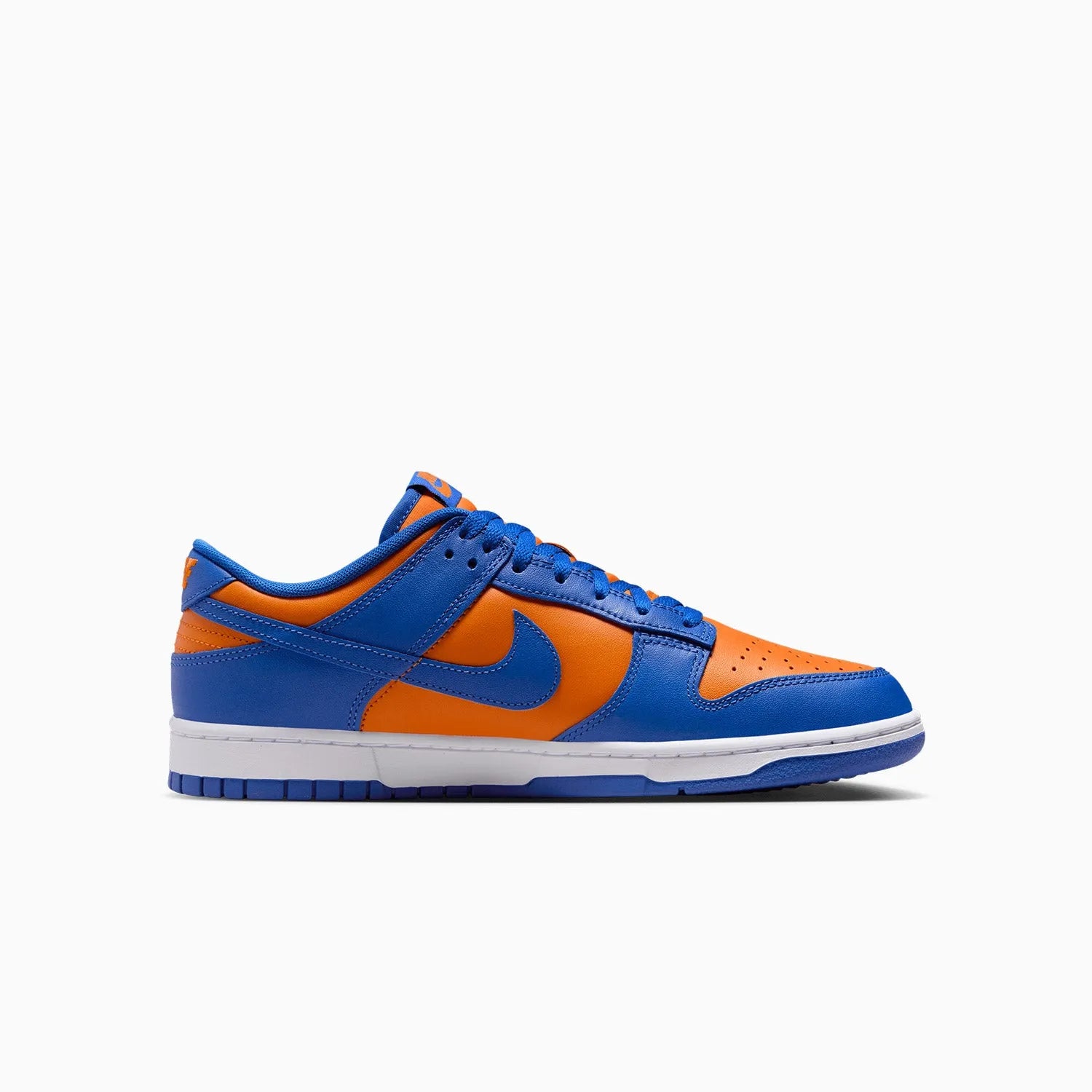 nike-mens-dunk-low-retro-knicks-shoes-dv0833-800