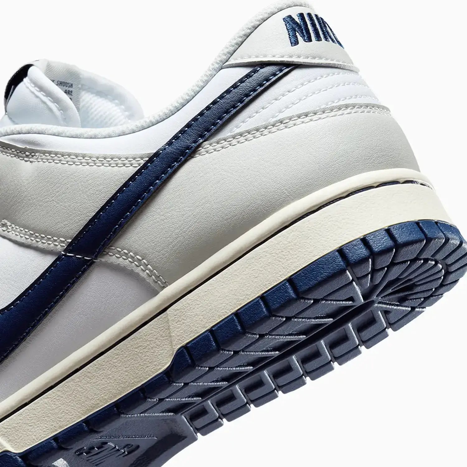 Men's Dunk Low Retro "New York Yankees"