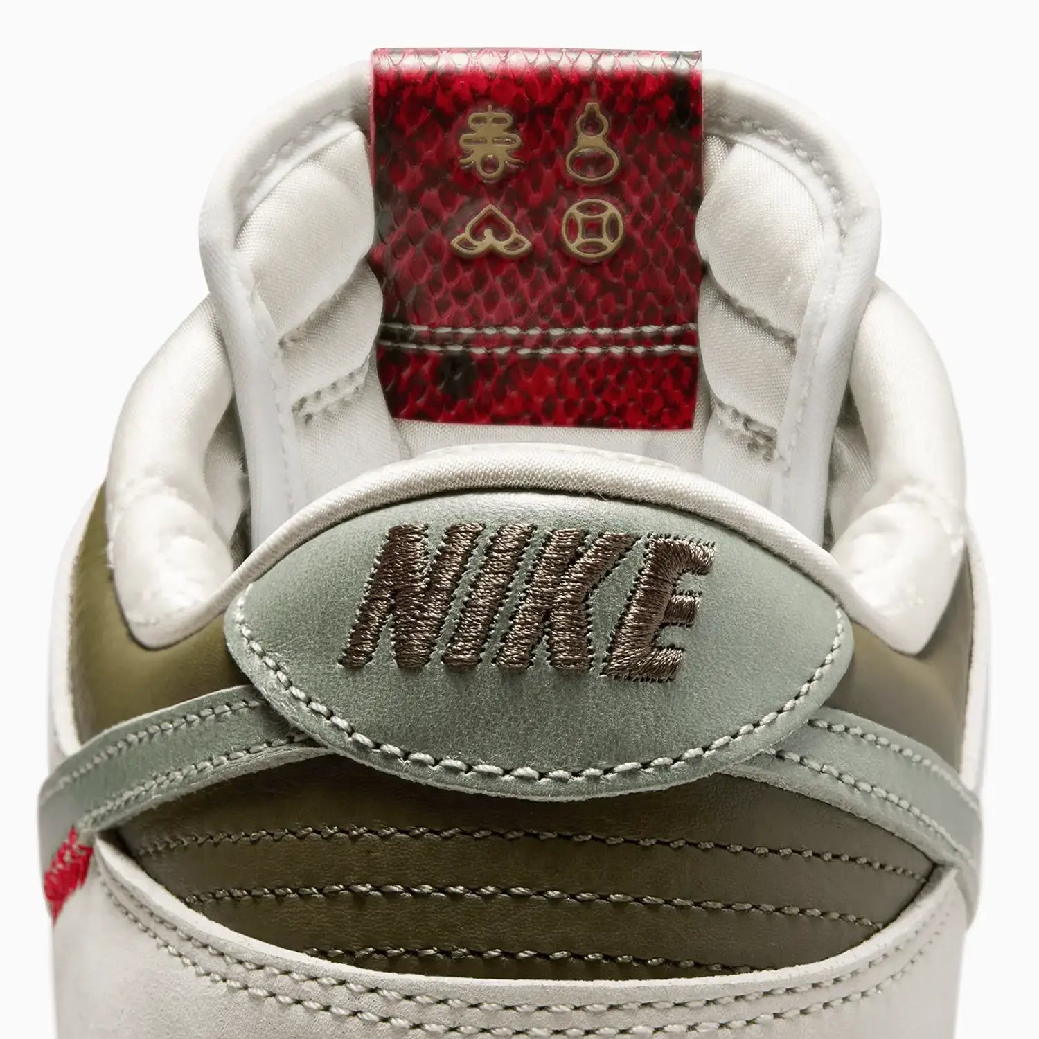 Men's Dunk Low Retro "Year Of The Snake" Nike - Tops and Bottoms USA