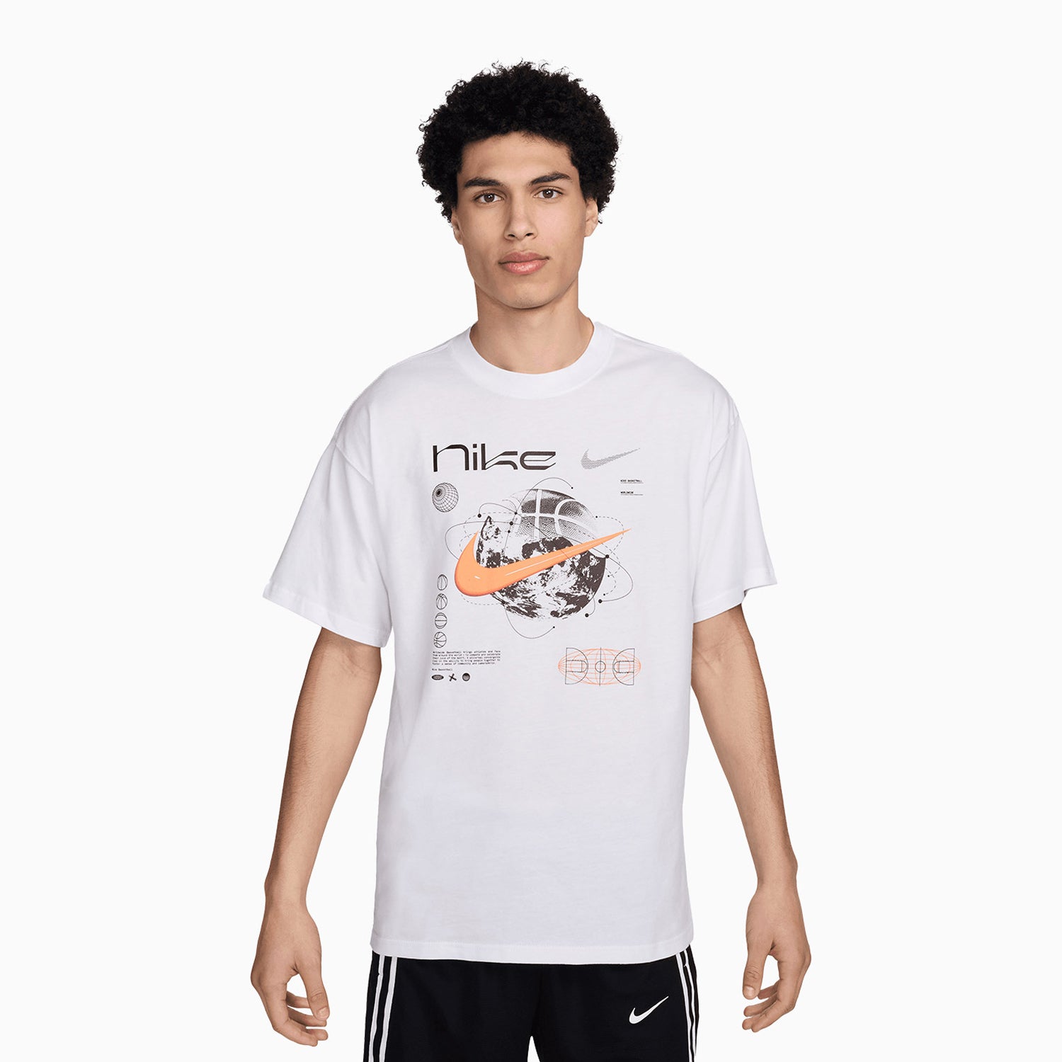 nike-mens-sportswear-t-shirt-and-shorts-outfit-fv8418-100/FV5136-010