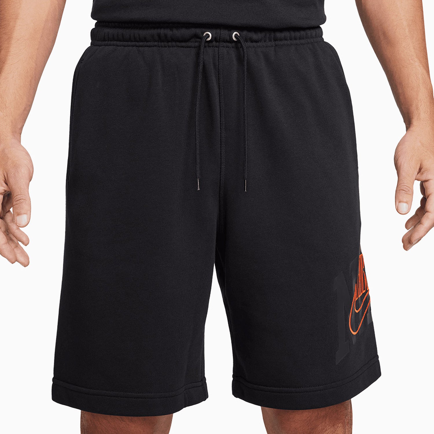 nike-mens-sportswear-t-shirt-and-shorts-outfit-fv8418-100/FV5136-010