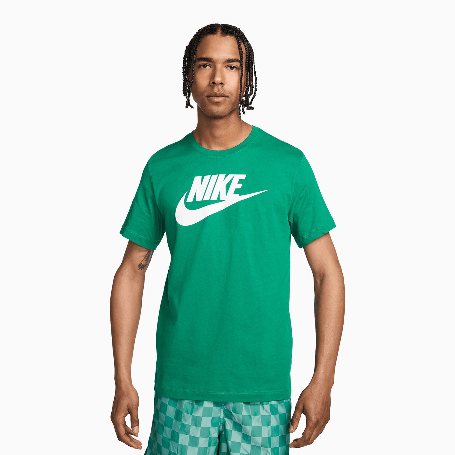 nike-mens-sportswear-t-shirt-and-shorts-outfit-ar5004-365-bv2721-365