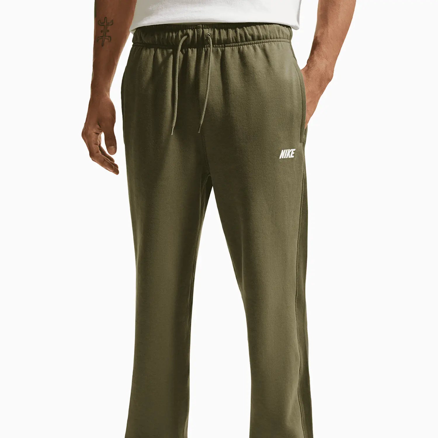 Men's Sportswear Club Outfit Nike - Tops and Bottoms USA