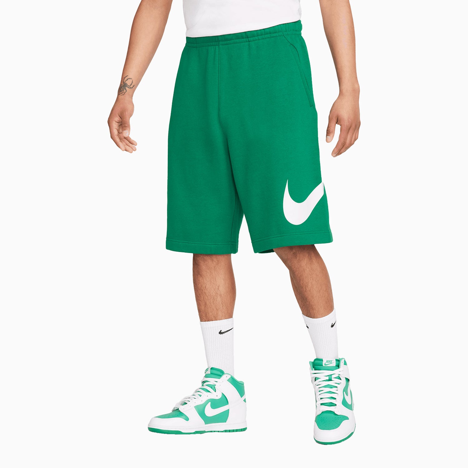 nike-mens-sportswear-t-shirt-and-shorts-outfit-ar5004-365-bv2721-365